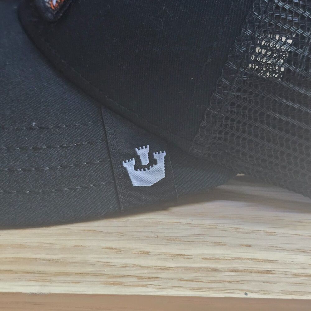 Goorin Bros The Farm Sucker Octopus Black Trucker Hat Snapback - Picture 3 of 8